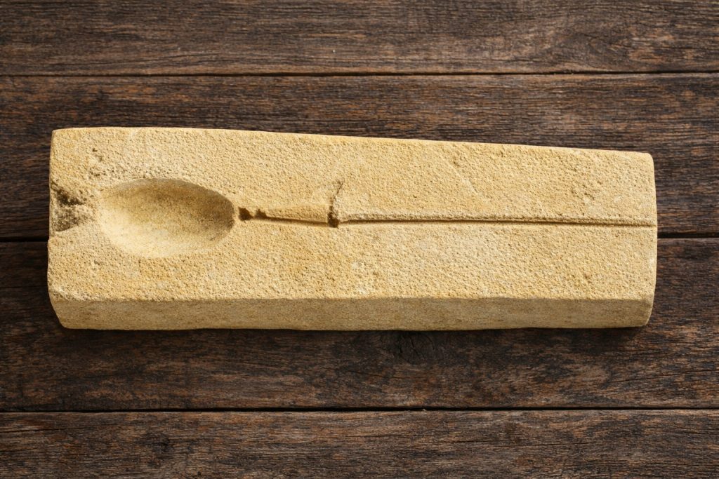 Formhälfte einer Gussform für einen römischen Löffel,
Augusta Raurica (Augst, Schweiz)